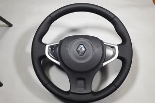 Перетяжка руля атвомобиля Рено натуральной кожей